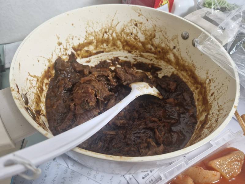 [잡담] 지금 맛있는 갈비찜먹고 있댜 맛있겠지?!ㅎㅎ | 인스티즈