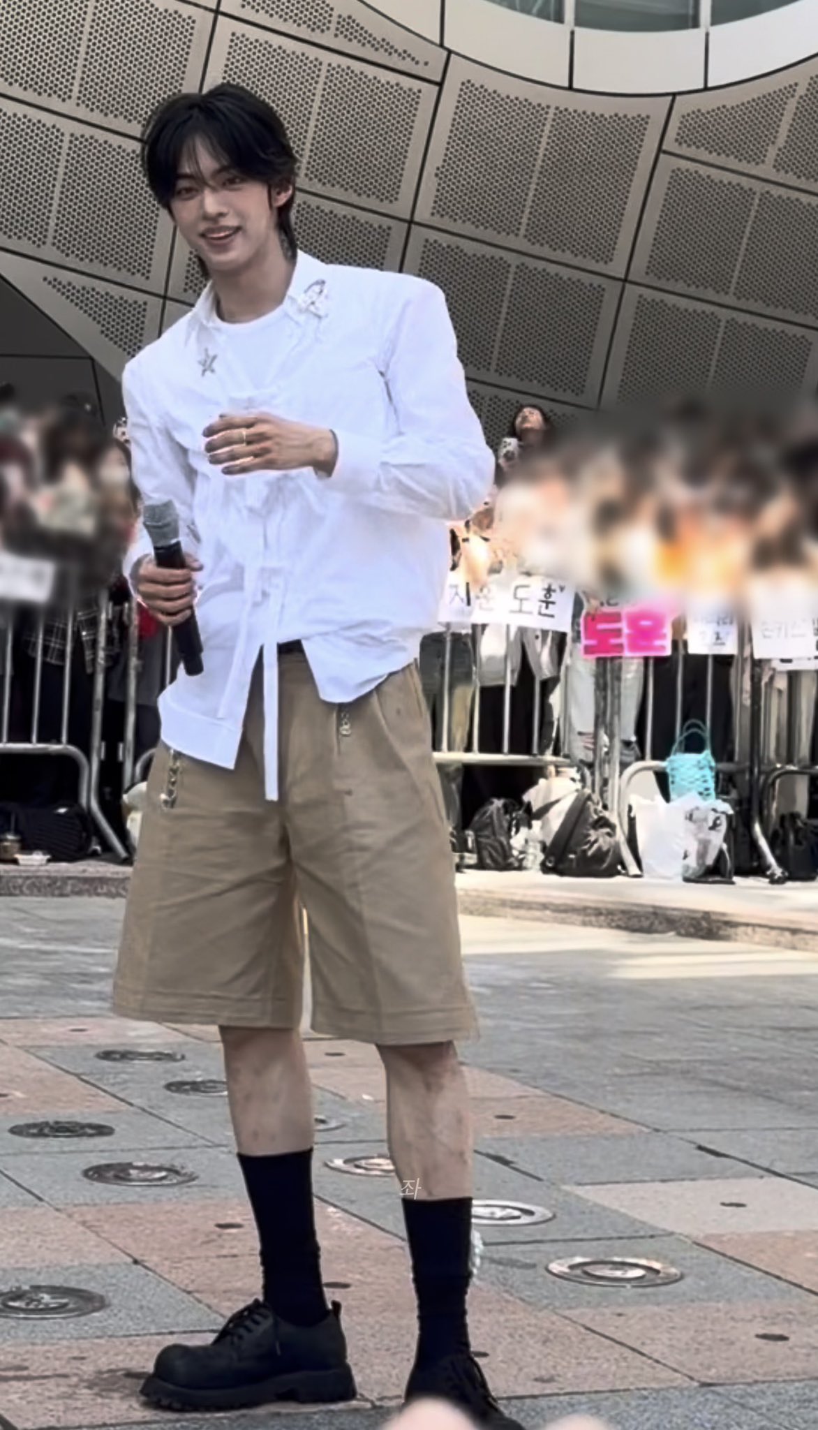 [잡담] 오늘 도훈 폰카 사람 아냐 .. | 인스티즈