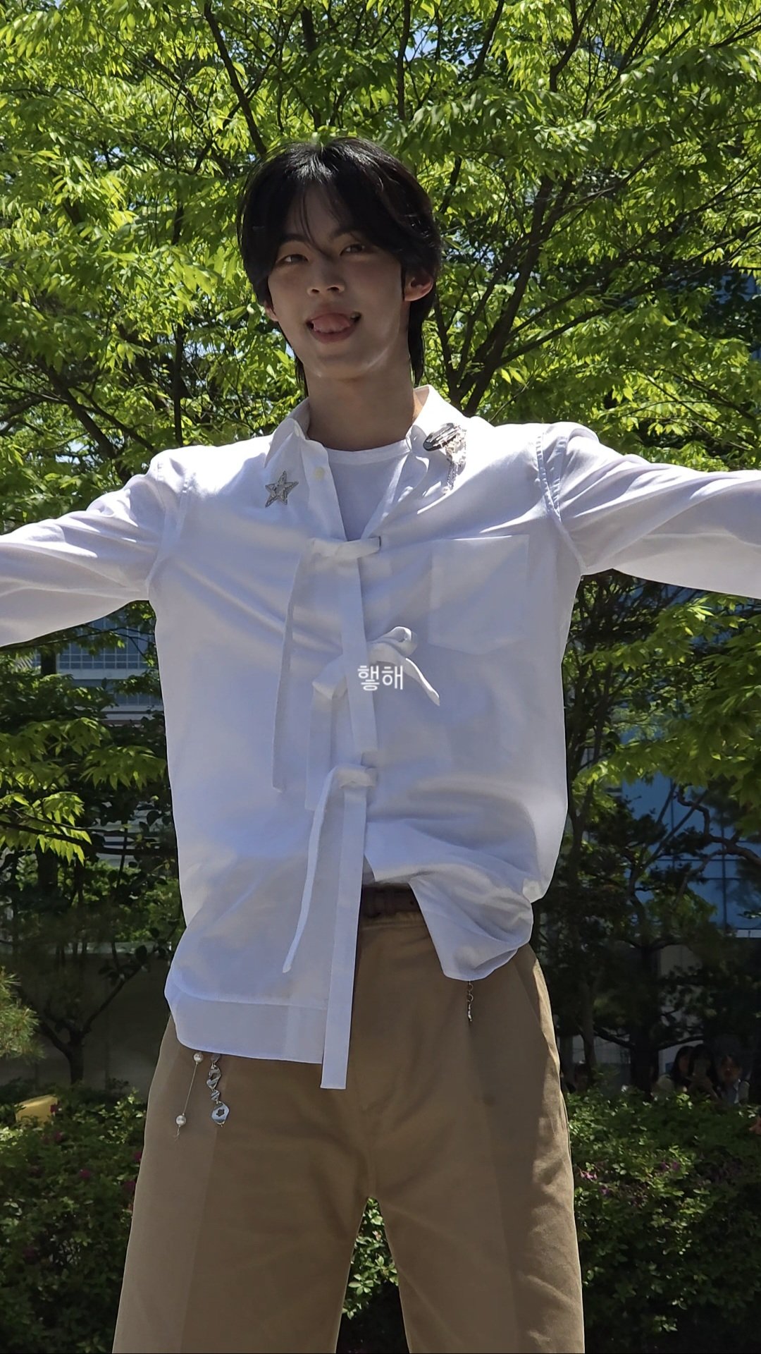 [잡담] 오늘 도훈 폰카 사람 아냐 .. | 인스티즈