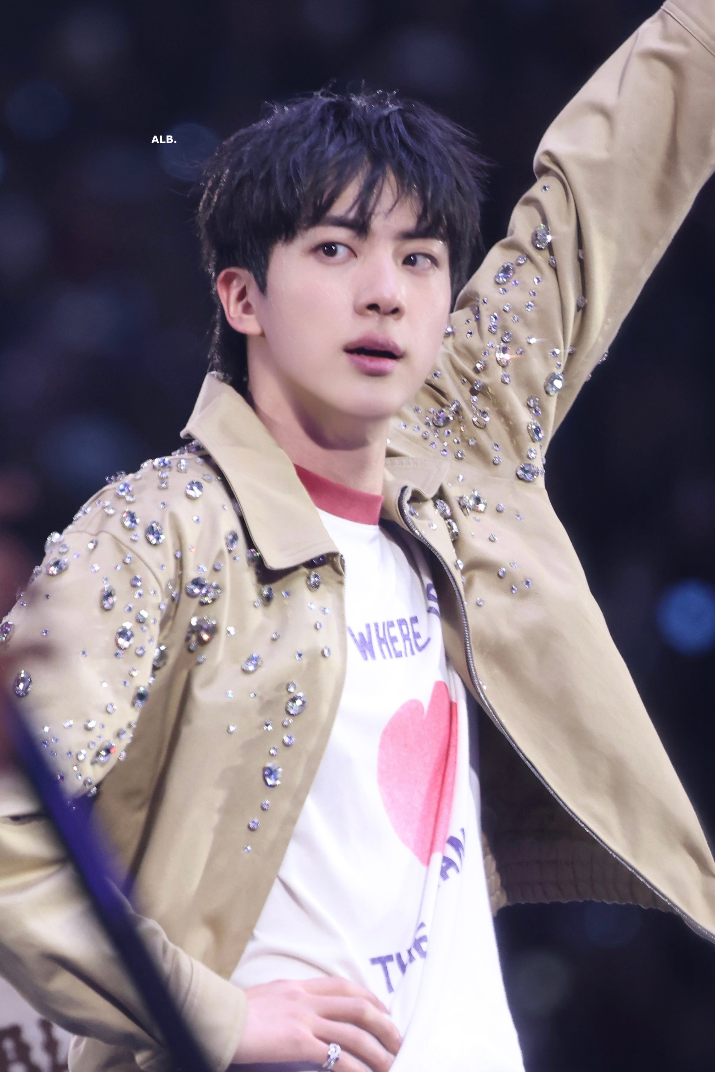 [잡담] 방탄 진 얼굴 봐 | 인스티즈