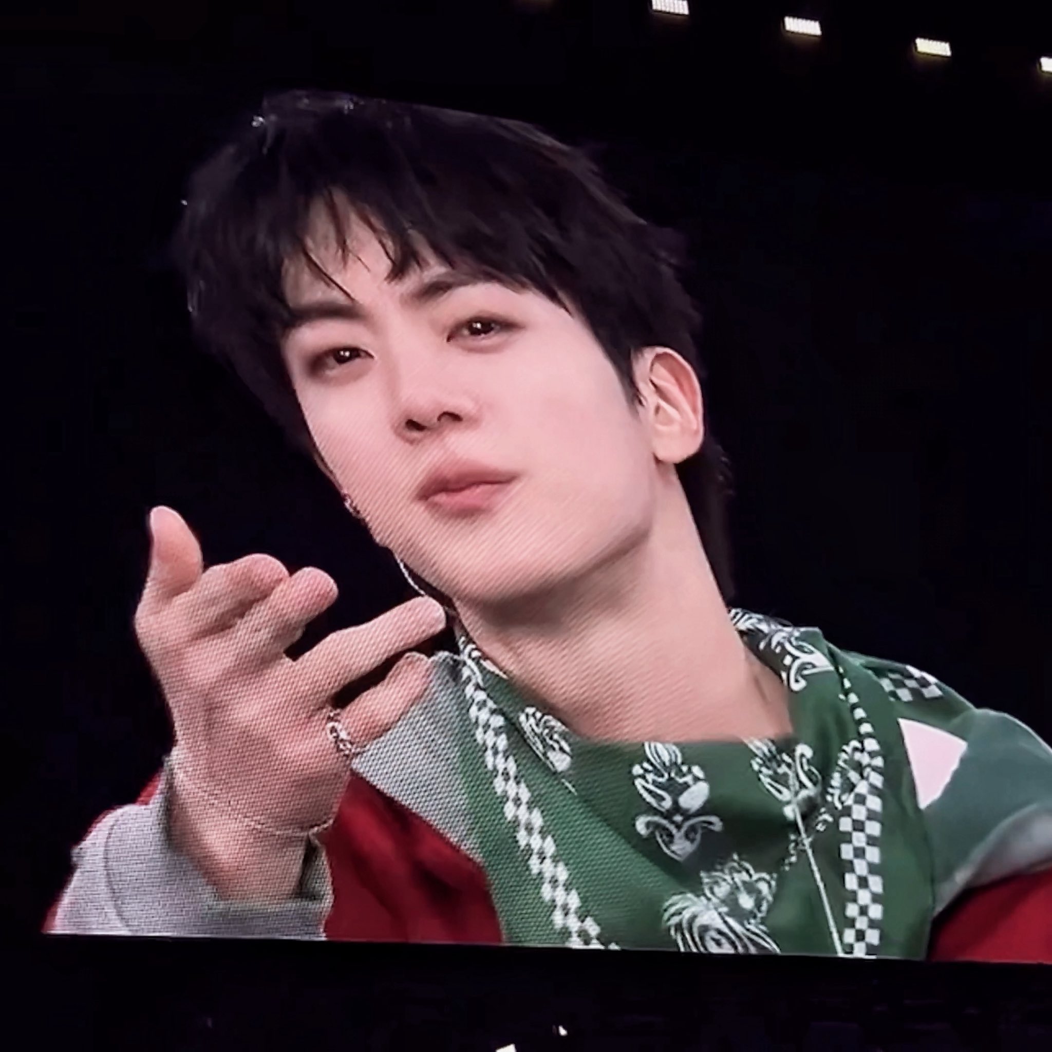 [잡담] 방탄 진 오늘 멋쟁이토마토 임 | 인스티즈