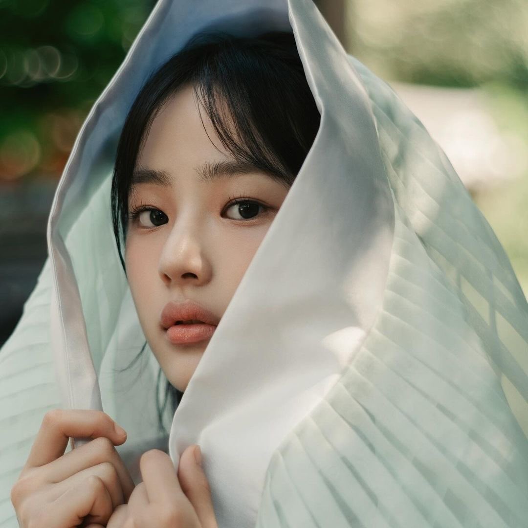 [잡담] 김민지는 한국연예계랑 꼭 한번은 사극하기로 약속한 사이임 | 인스티즈
