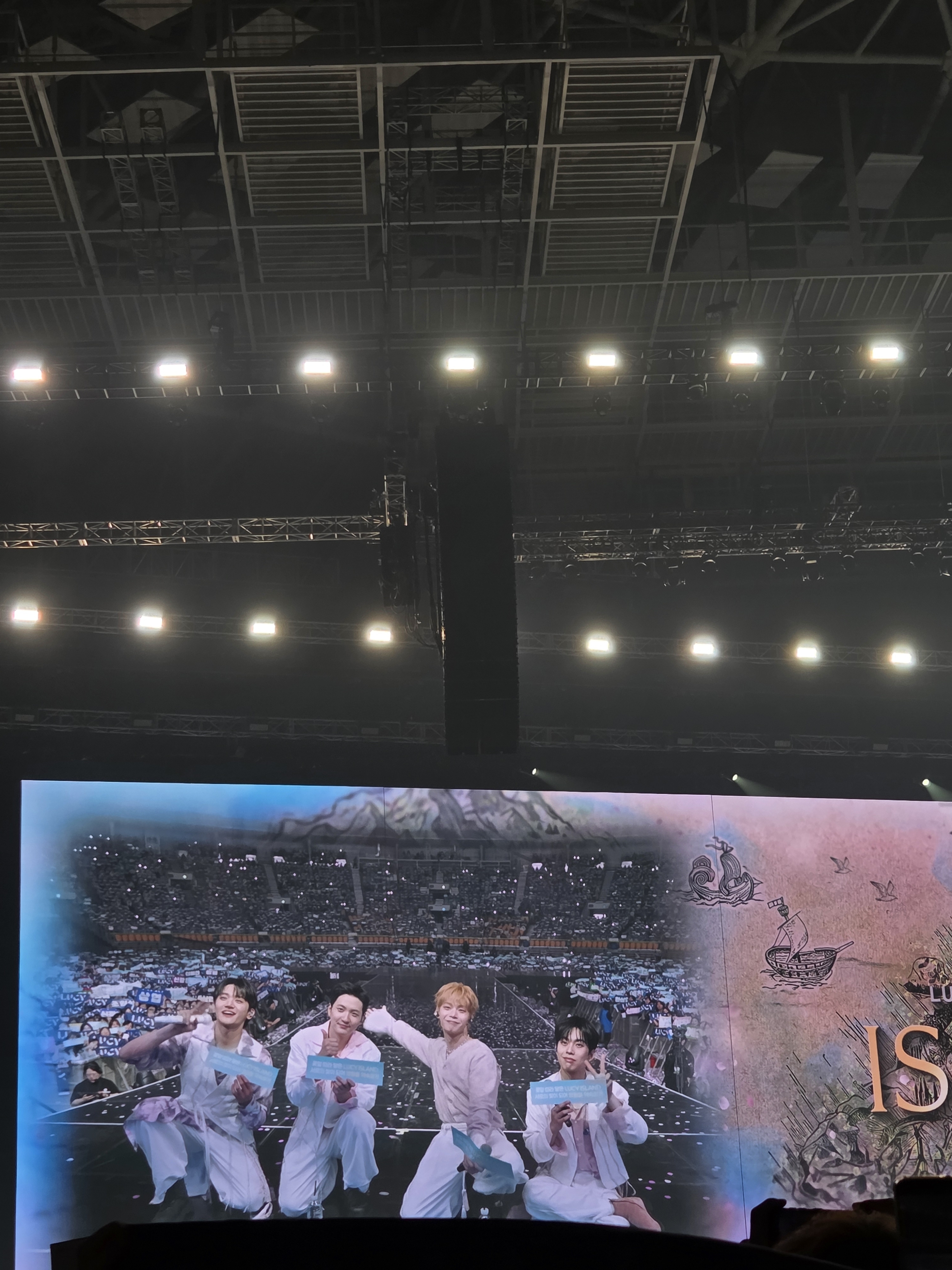 [잡담] 루시 콘서트 최고.. | 인스티즈