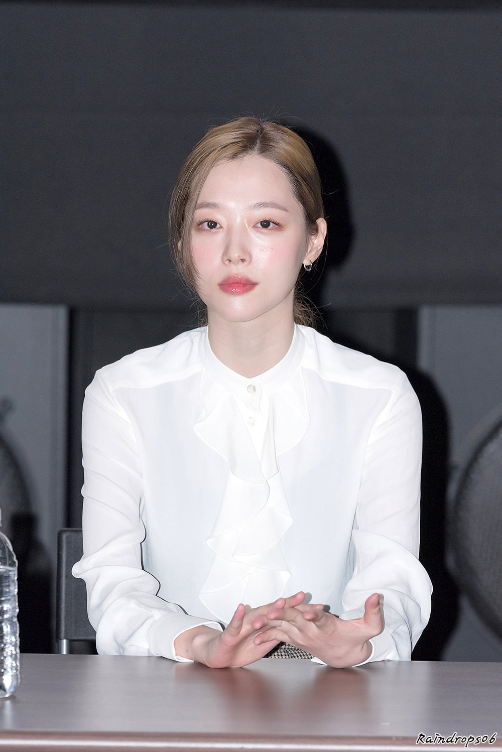 설리 7년 전 마지막 공식 석상 모습 | 인스티즈