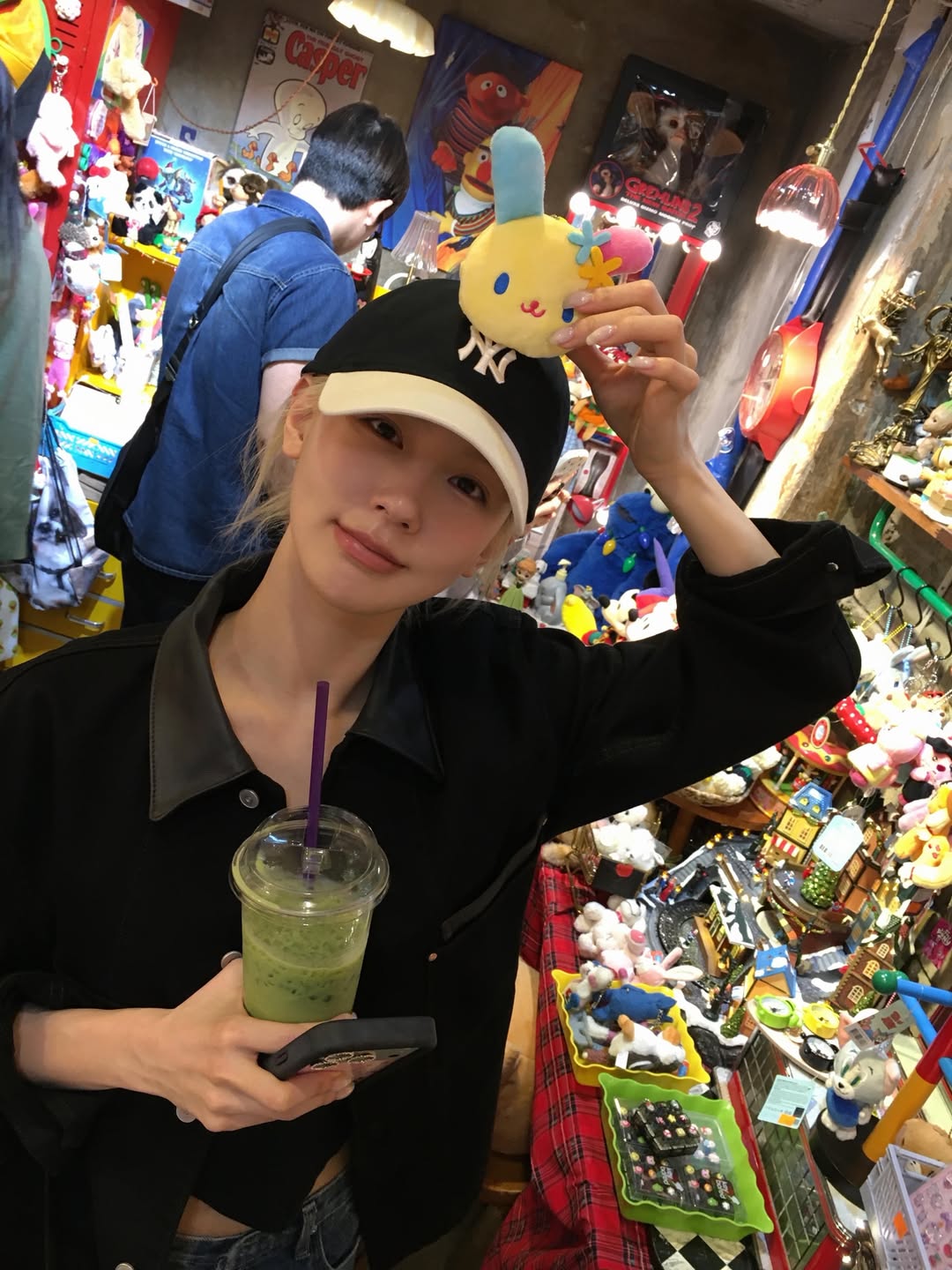 [잡담] 미연&사나 어린이날 데이트 사진 올라옴.👩‍❤️‍👩 | 인스티즈