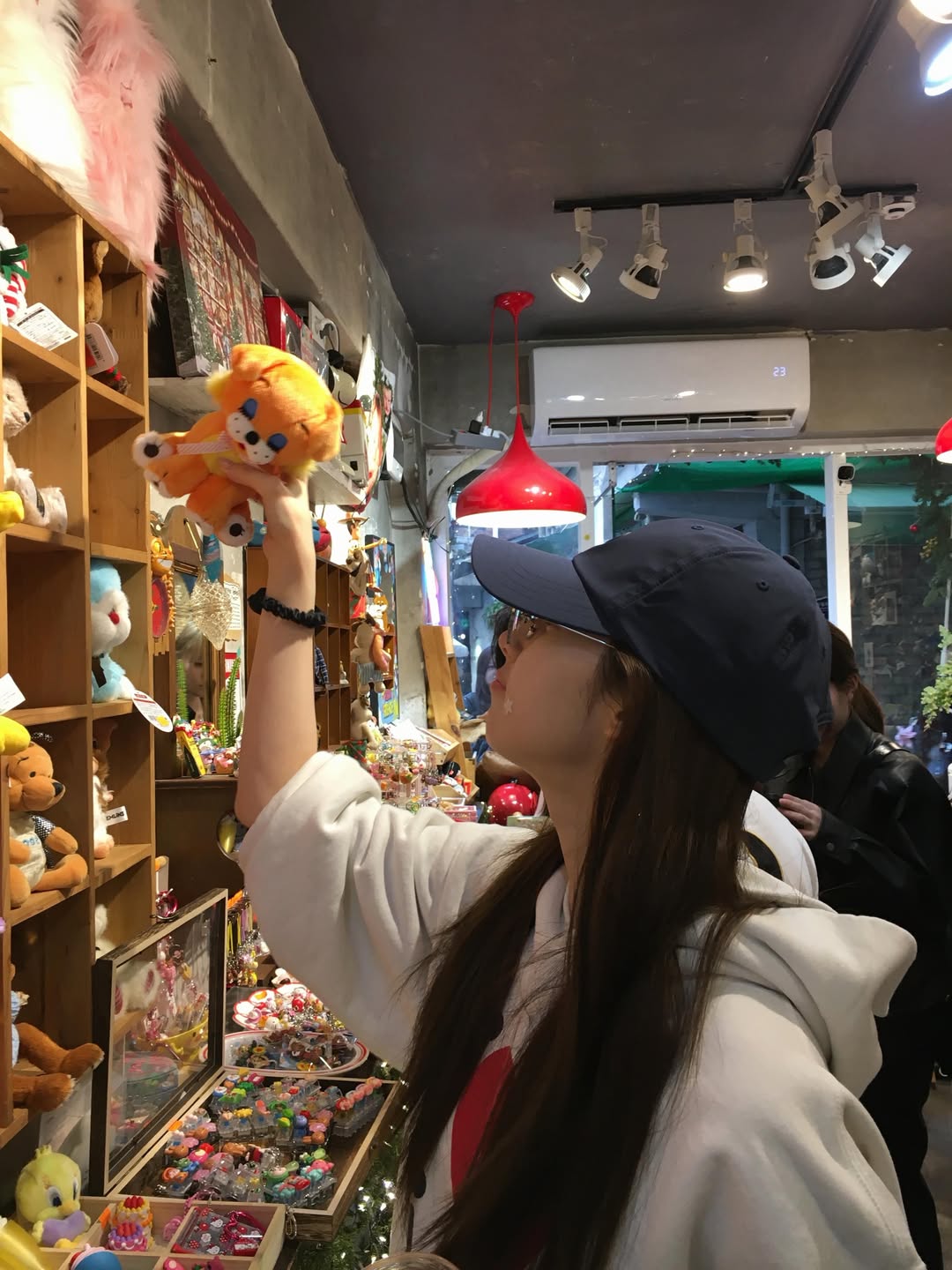 [잡담] 미연&사나 어린이날 데이트 사진 올라옴.👩‍❤️‍👩 | 인스티즈