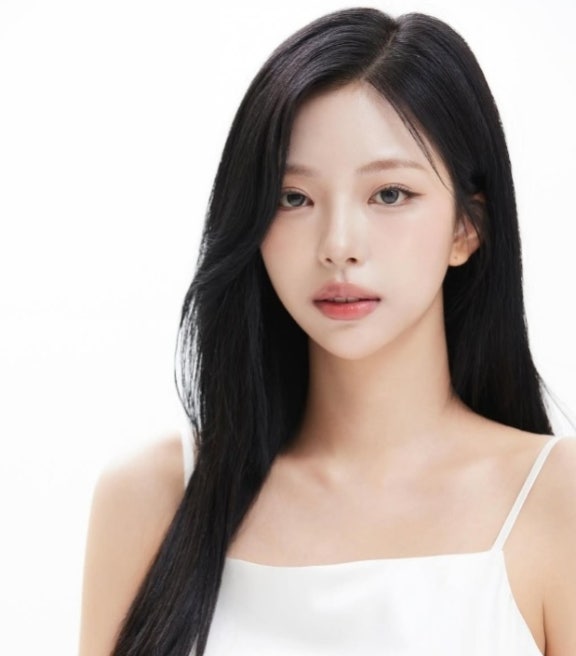 [잡담] 나 솔로지옥 김고은이랑 가끔 카리나 닮았다고 듣는데 | 인스티즈