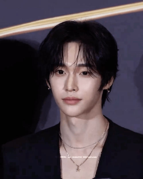 요즘 미모 레전드 찍는 듯한 라이즈 원빈 .jpg | 인스티즈