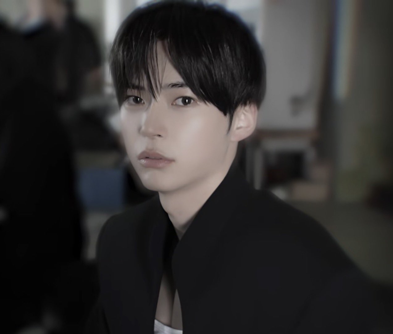 [잡담] 성한빈 비하보는데 ㄹㅇ잘생쁨 | 인스티즈