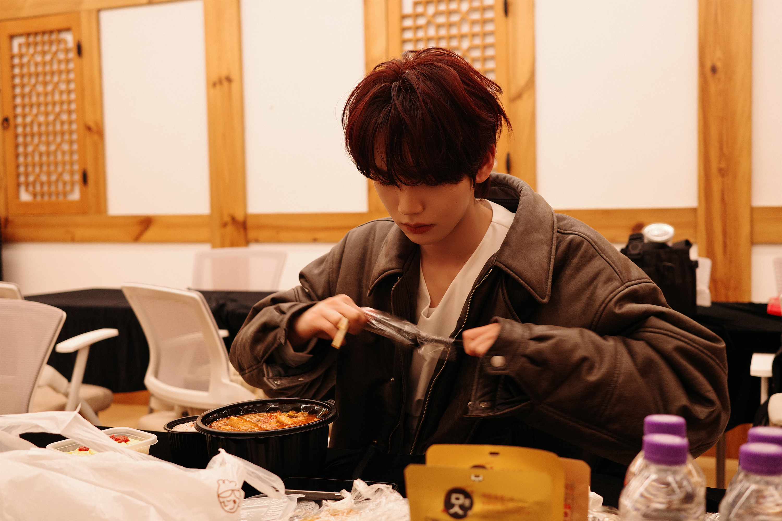 [잡담] 원래 비하인드에 이런 사진도 줘?ㅋㅋㅋㅋㅋㅋ | 인스티즈