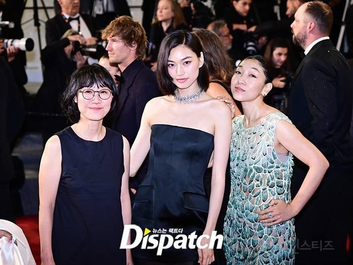 칸 레드카펫에서 더 빛난 김도연 분위기.jpg | 인스티즈