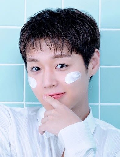 [정보/소식] 박지훈, 메이크프렘 새 얼굴 됐다 | 인스티즈