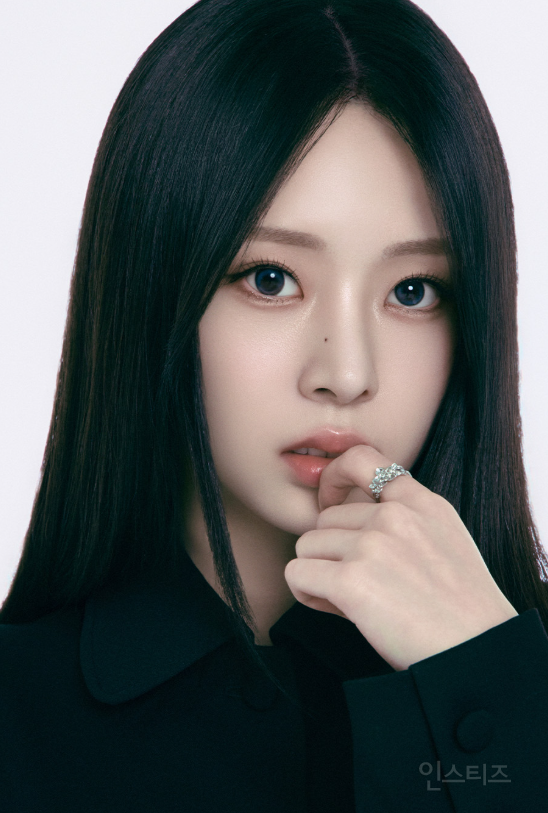 폭룡적인 비주얼로 데뷔하는 신인.jpg | 인스티즈
