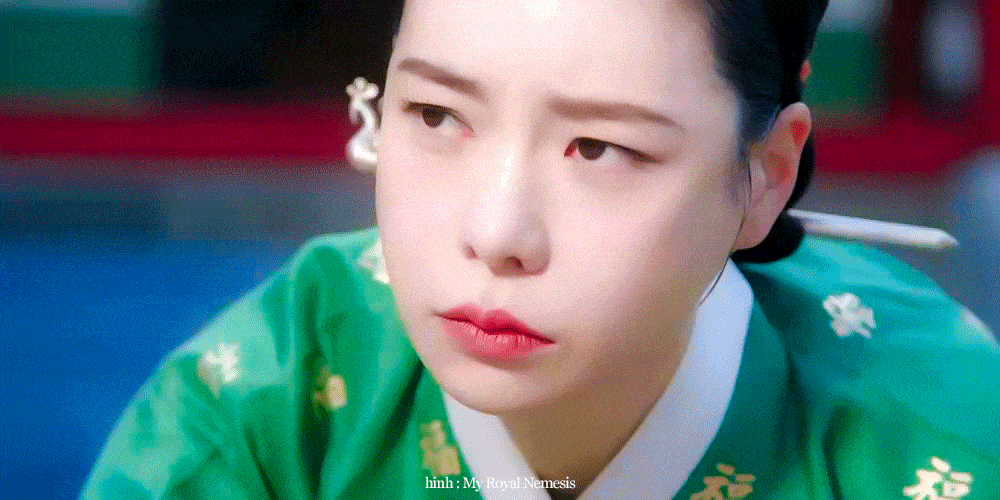 [잡담] 멋진신세계) 단심이에서 서리로 넘어갈때 표정 이거다 ㅋㅋㅋㅋ 😠->😯 | 인스티즈