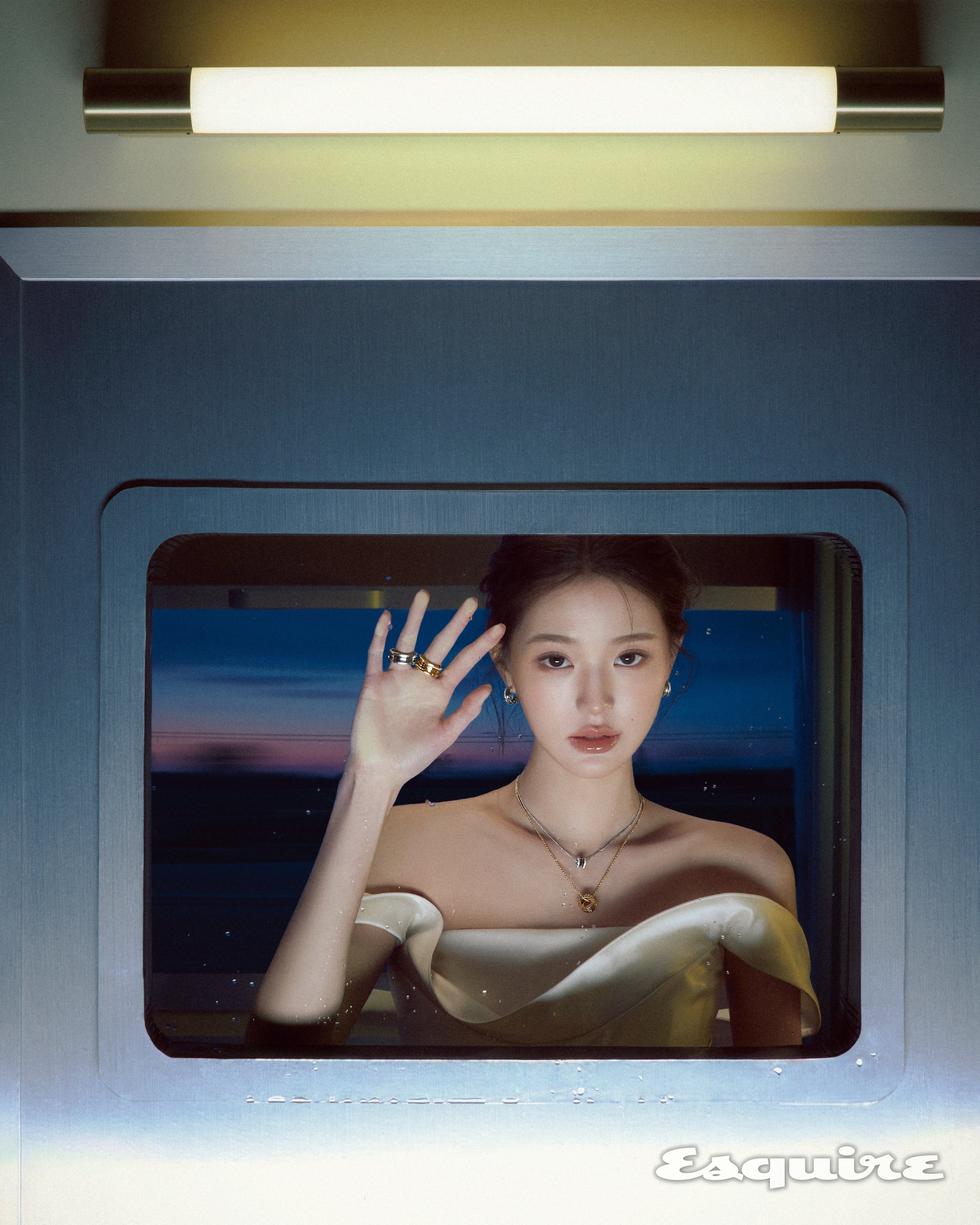 [잡담] 장원영 에스콰이어x불가리 새 화보 | 인스티즈
