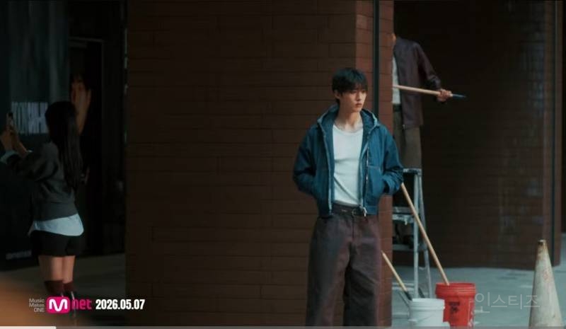 티저 뜨자마자 얼굴 때문에 멈칫한 사람 많을듯..jpg | 인스티즈