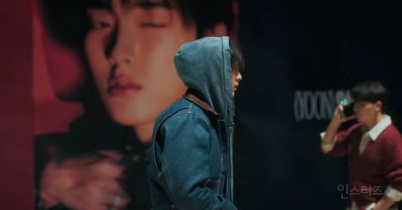 티저 뜨자마자 얼굴 때문에 멈칫한 사람 많을듯..jpg | 인스티즈