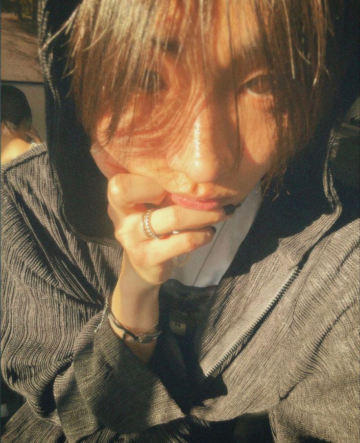 [잡담] 이상원 셀프네일 다시 시작했네 ㄱㅇㅇ | 인스티즈