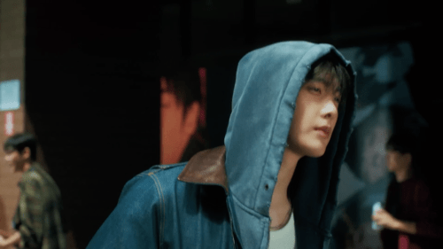드디어 본인의 색깔을 찾은 듯한 남돌 .jpgif | 인스티즈