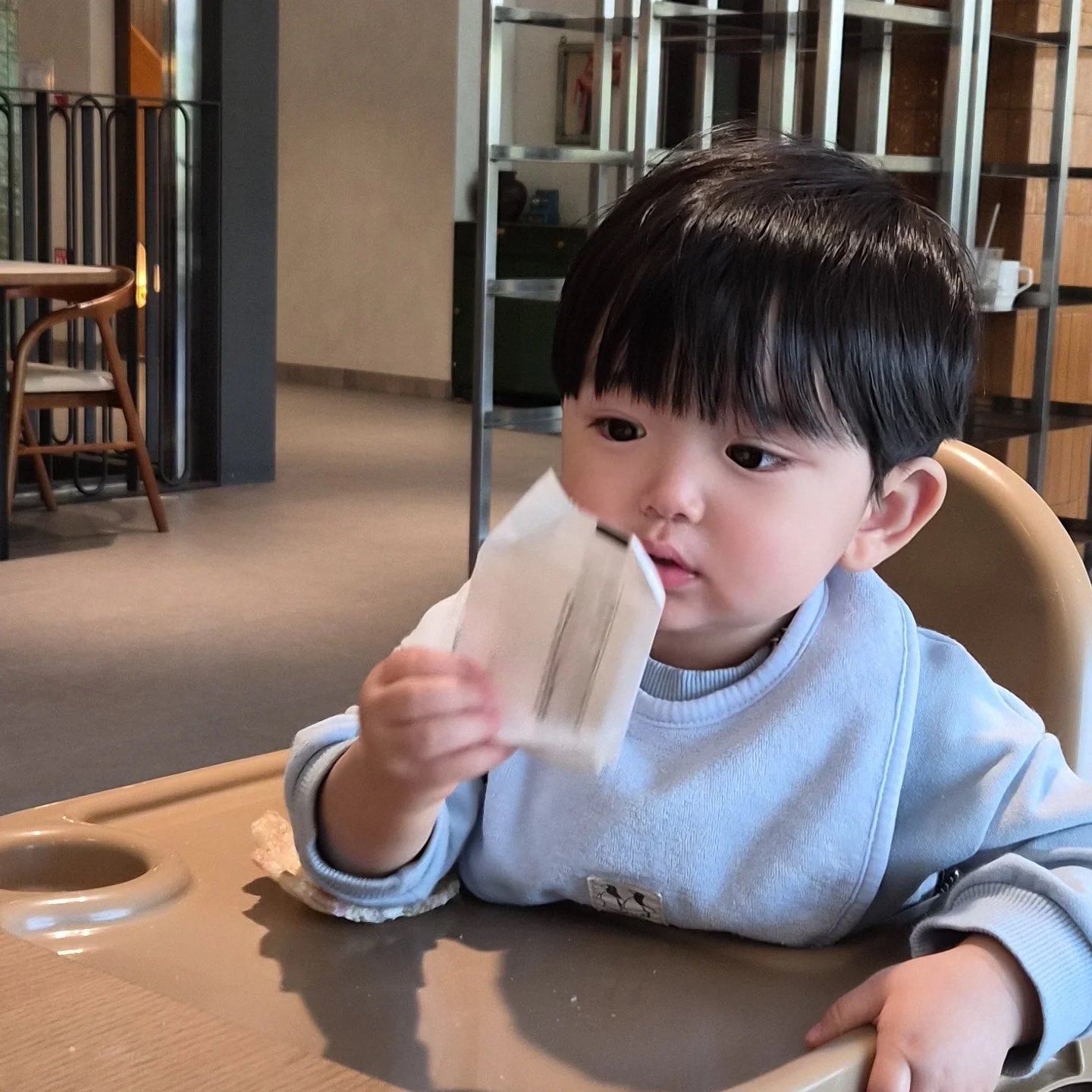 [잡담] 아 유준이 다 커서 진짜 190 찍으면 나 좀 서운할 거 같음 | 인스티즈