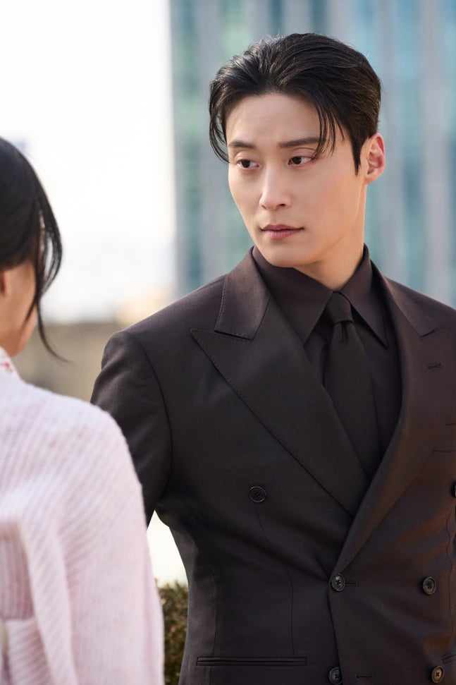 [정보/소식] 멋진신세계) 임지연·허남준 '멋진 신세계', 주목 받는 이유 뭐길래? | 인스티즈