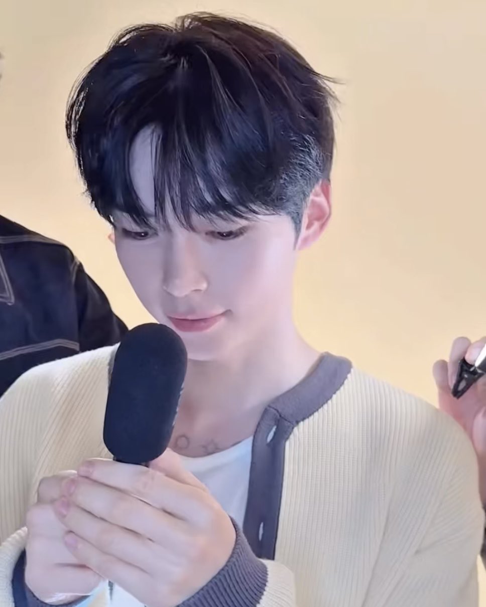 [잡담] 성한빈 이번컨셉 멋쟁이라고했는데 | 인스티즈