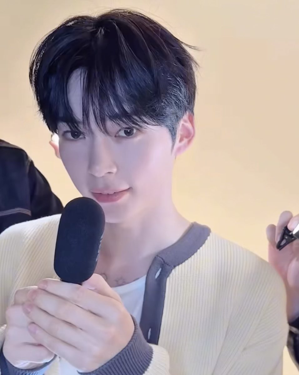 [잡담] 성한빈 이번컨셉 멋쟁이라고했는데 | 인스티즈