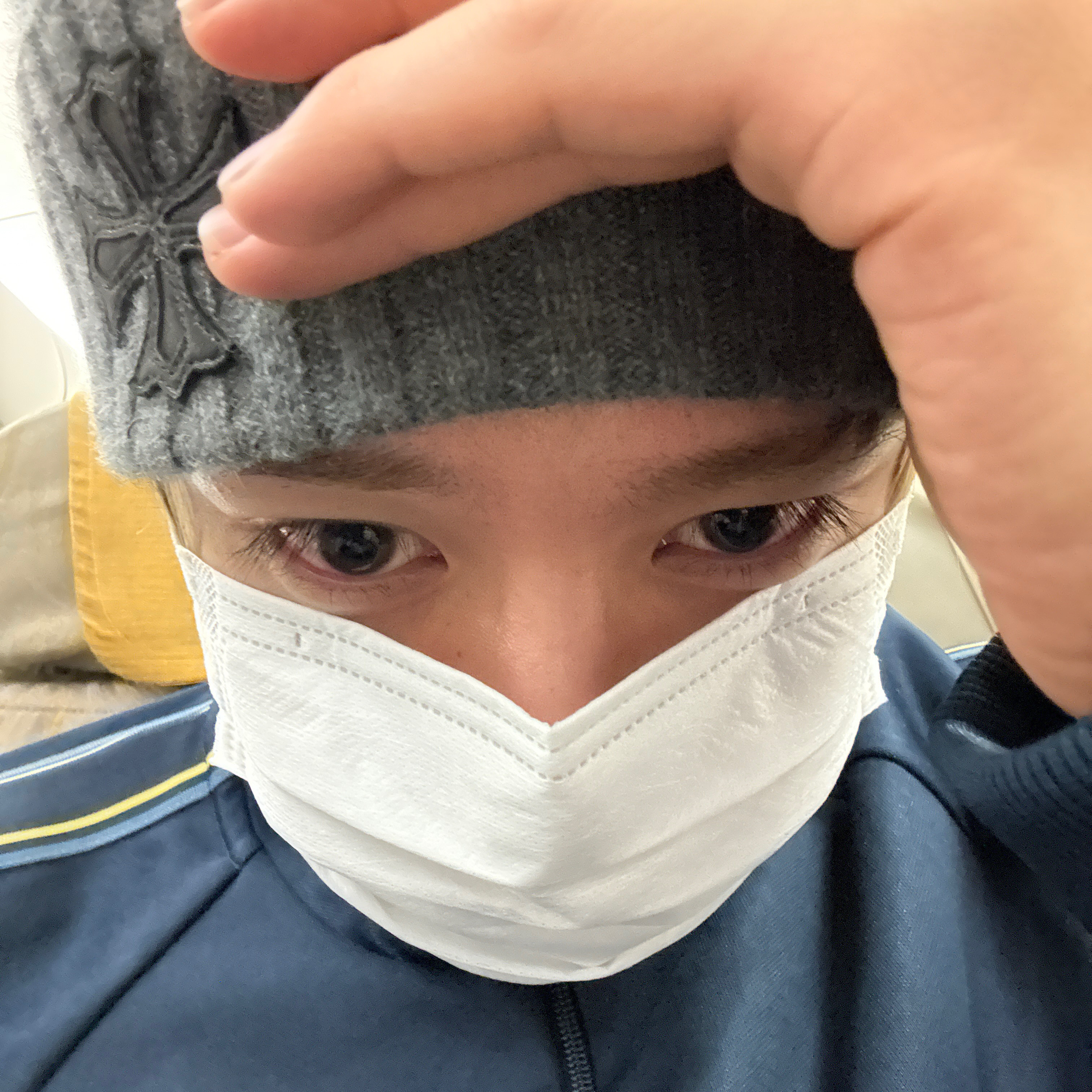 [잡담] 시온이 속눈썹 진짜 길다 | 인스티즈