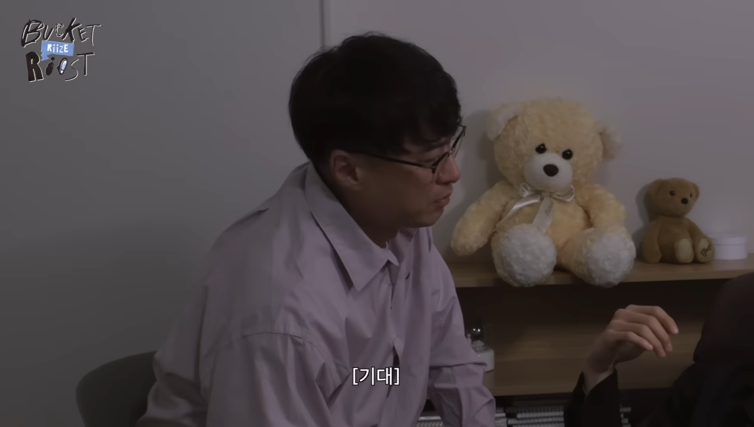 [잡담] 앤톤 전생체험 자막 미친거 같아 | 인스티즈