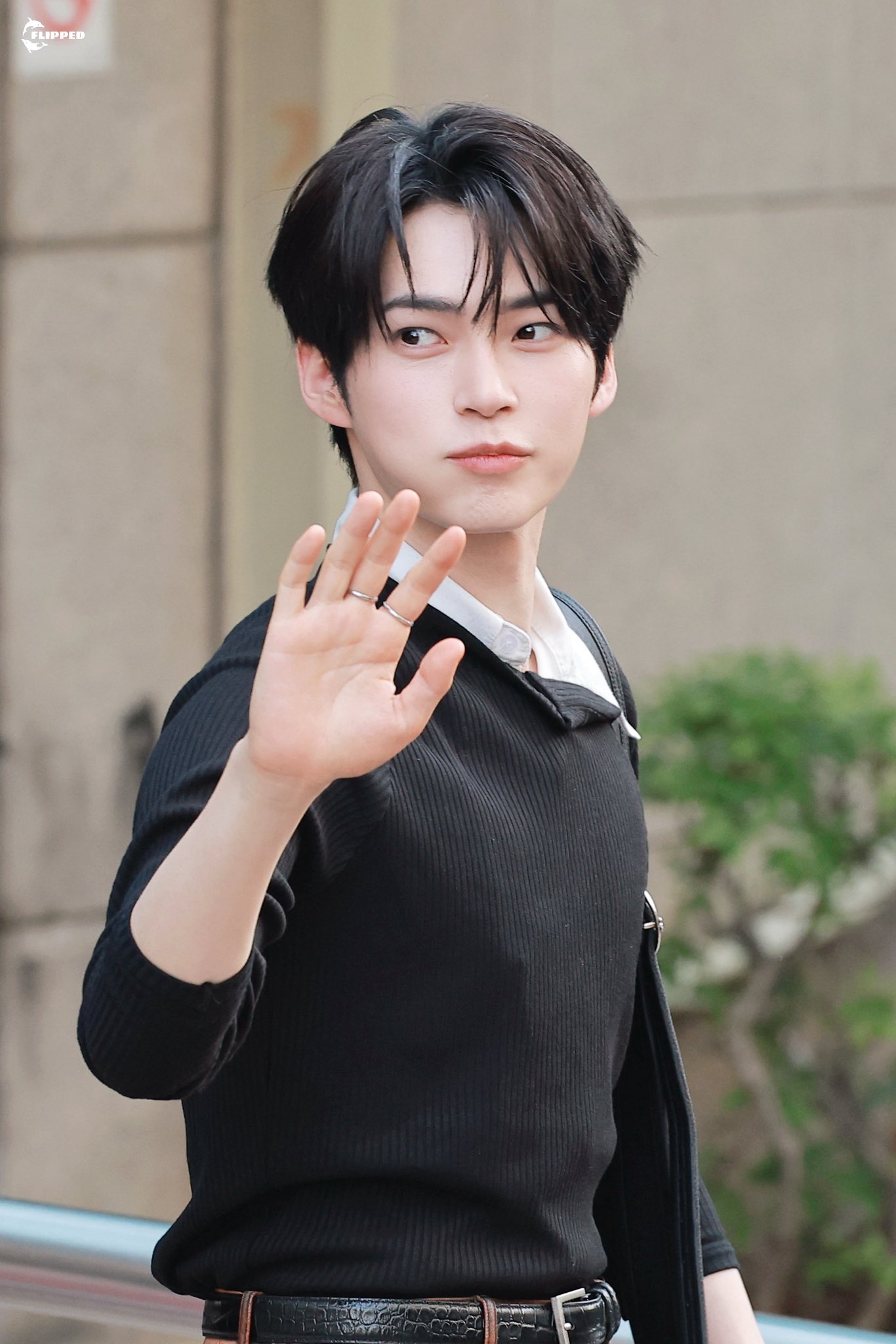 [잡담] 성한빈 뮤뱅퇴근 | 인스티즈