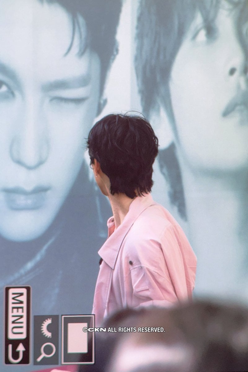 [잡담] 서재페 127 쓰리샷 존재하는거 왤케 웃김 | 인스티즈