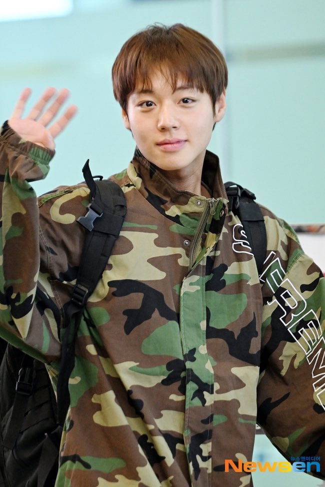 [잡담] 오늘 박지훈 기사사진 쌩얼이었네? | 인스티즈