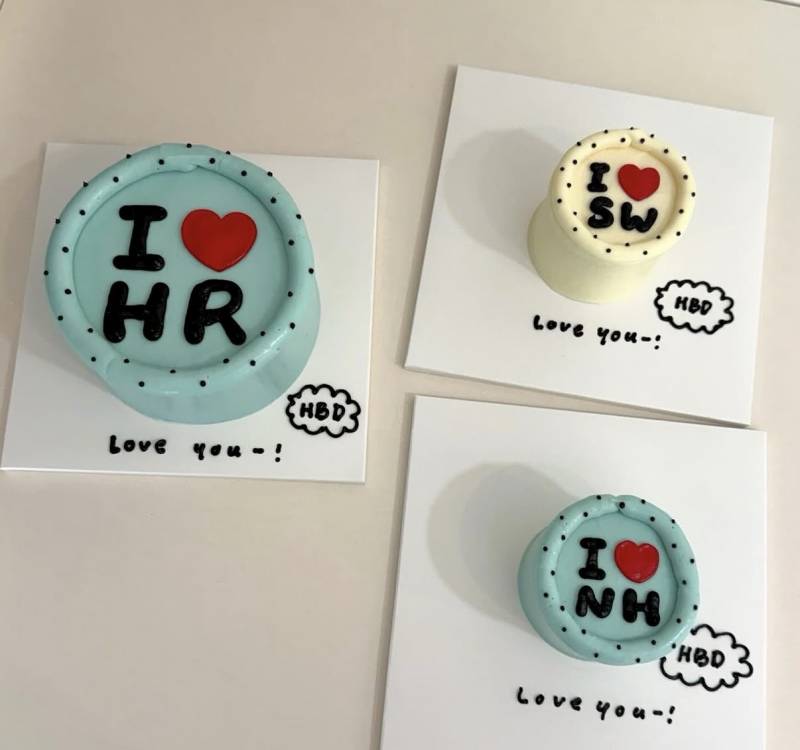 [잡담] 생일케이크 디자인 골라줄 천사익 구해요 🥹🥹 | 인스티즈
