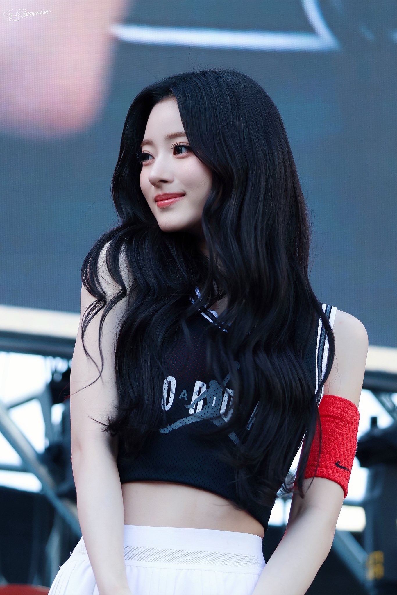 [잡담] 안나 최근 비주얼 진짜 살벌하다 | 인스티즈