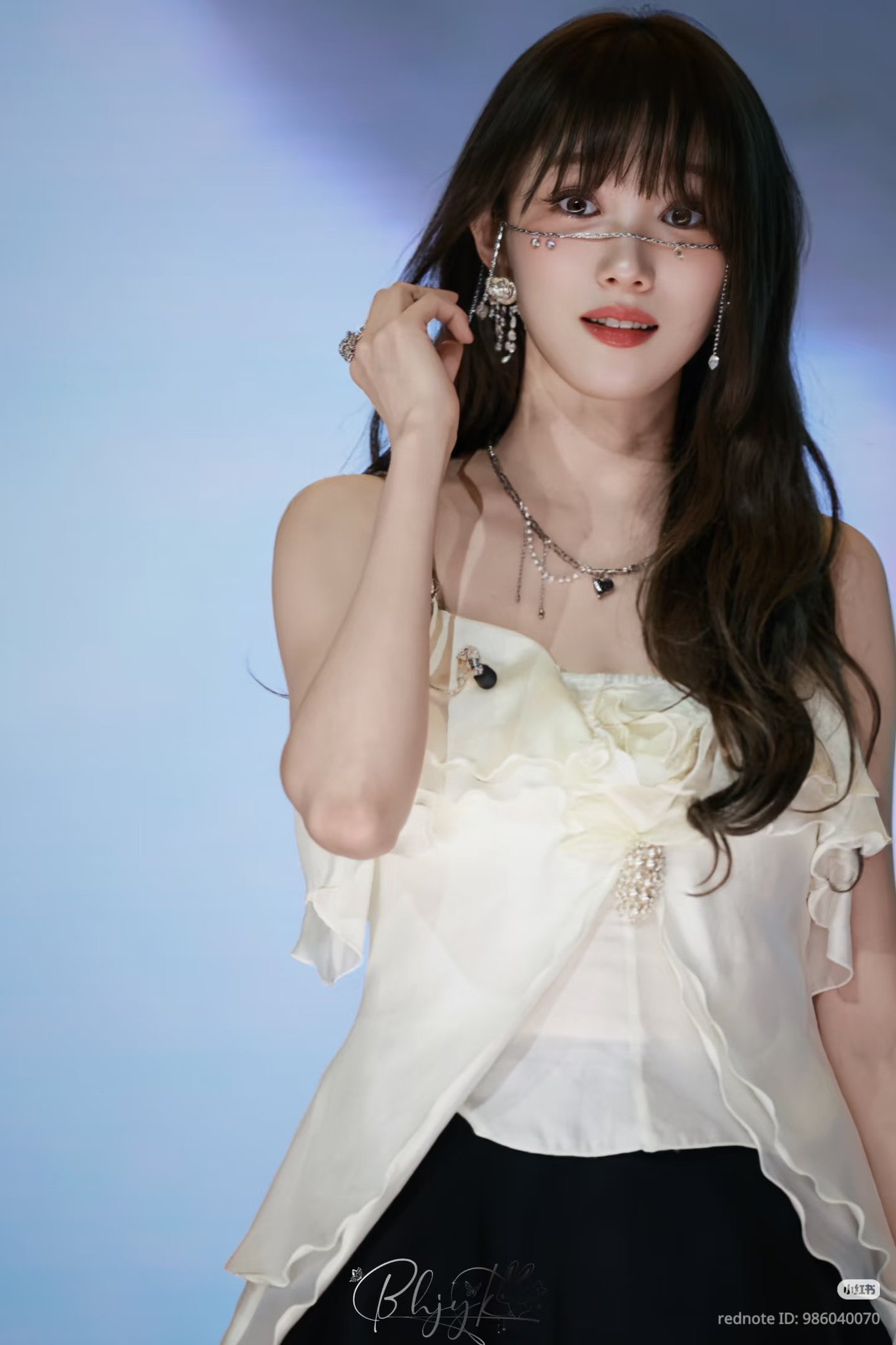 [잡담] 오늘 이성경 청두 팬미팅 사진 하나 | 인스티즈