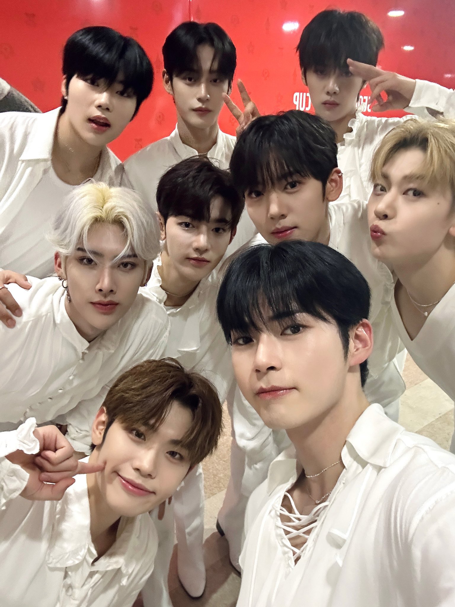 [잡담] 진짜 마지막으로 제베원 9인시절 언급 나온김에 다들 이거 한번씩만 보고가 애들 진짜 아기였을때 | 인스티즈