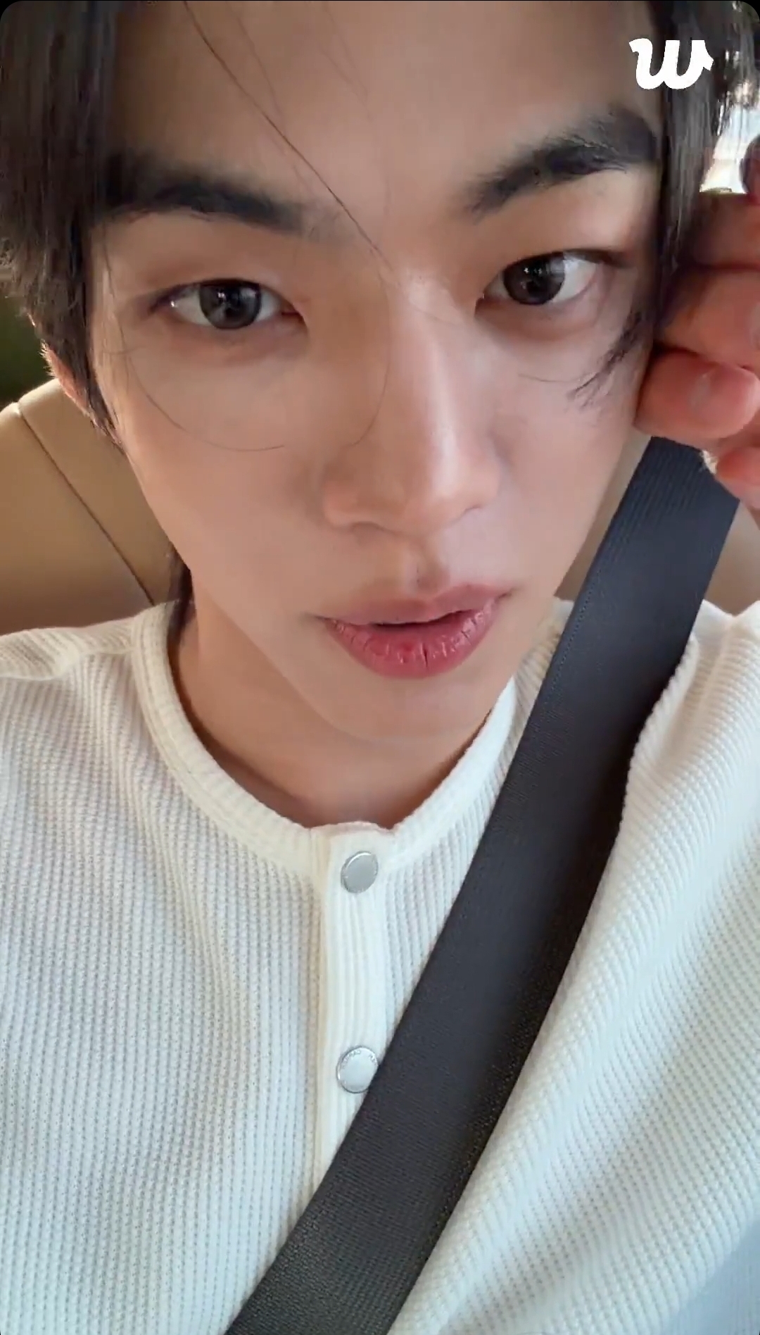 [잡담] 도훈 라방 막 캡쳐했는데 모든 순간이 다 겁나 잘생김 | 인스티즈