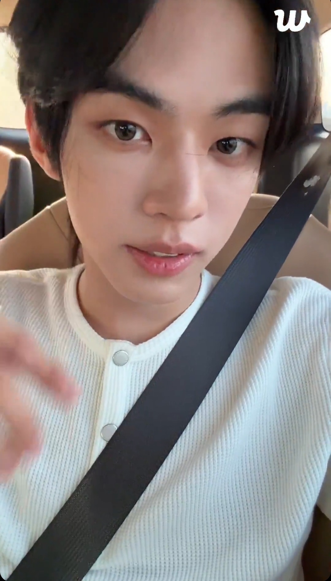 [잡담] 도훈 라방 막 캡쳐했는데 모든 순간이 다 겁나 잘생김 | 인스티즈