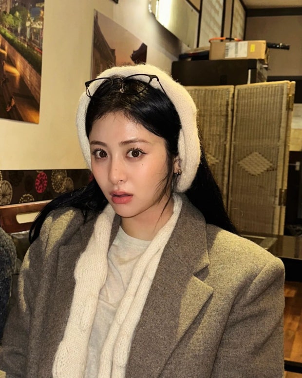 [잡담] 허윤진 언젠가 이런 컨셉 해줬으면 좋겠음 | 인스티즈