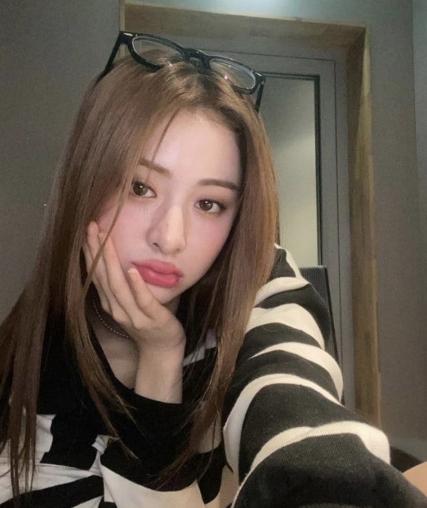 [잡담] 허윤진 언젠가 이런 컨셉 해줬으면 좋겠음 | 인스티즈