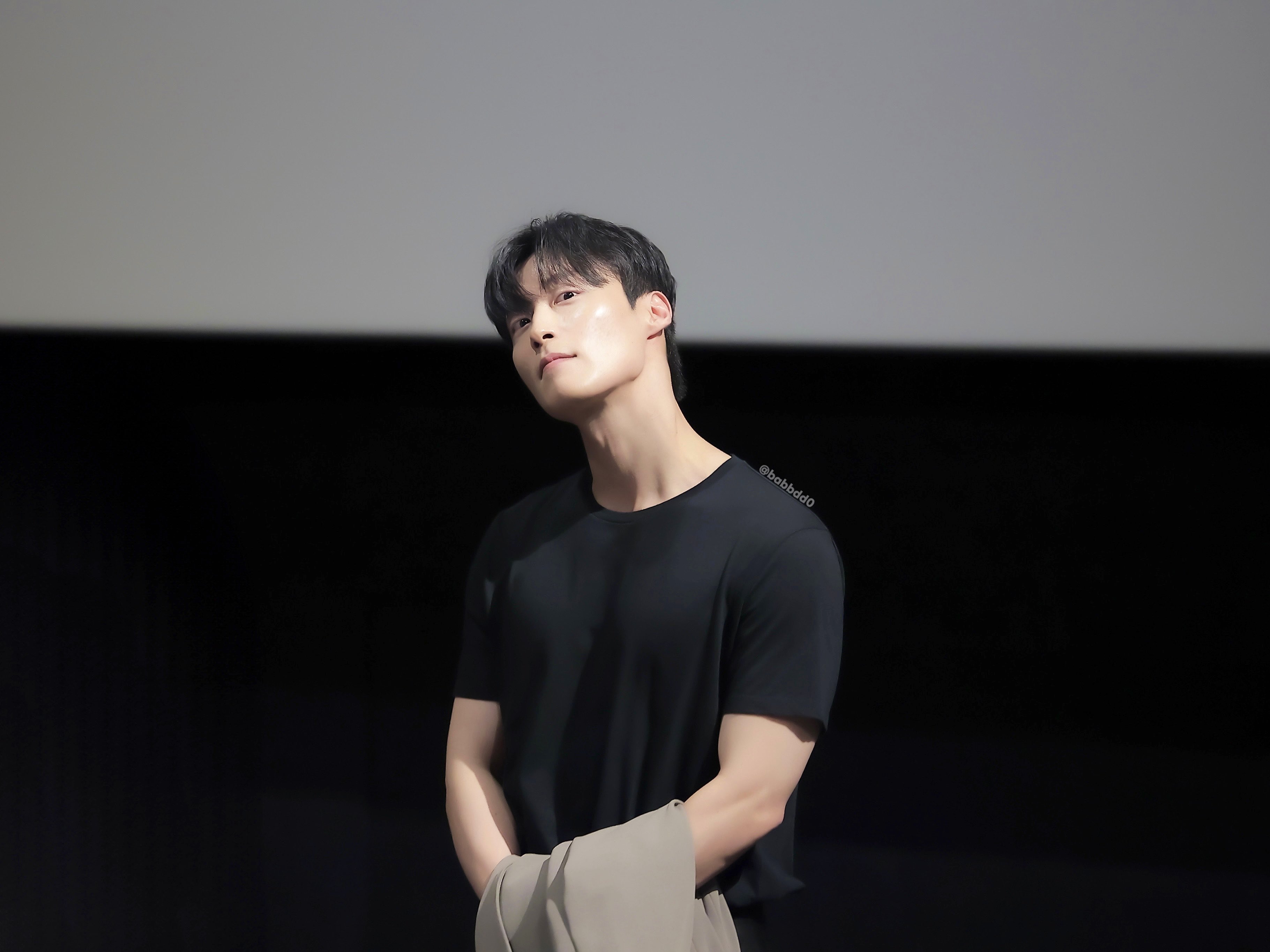 [잡담] 허남준은 진짜 턱이 사기다 | 인스티즈