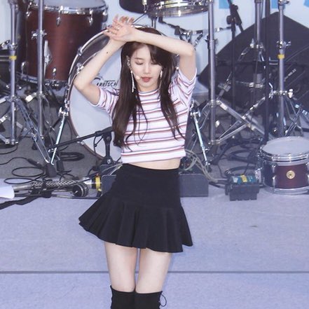 [잡담] 수지) 다시봐도 ㄹㅈㄷ였던 아카라카 수지 폰찍 | 인스티즈