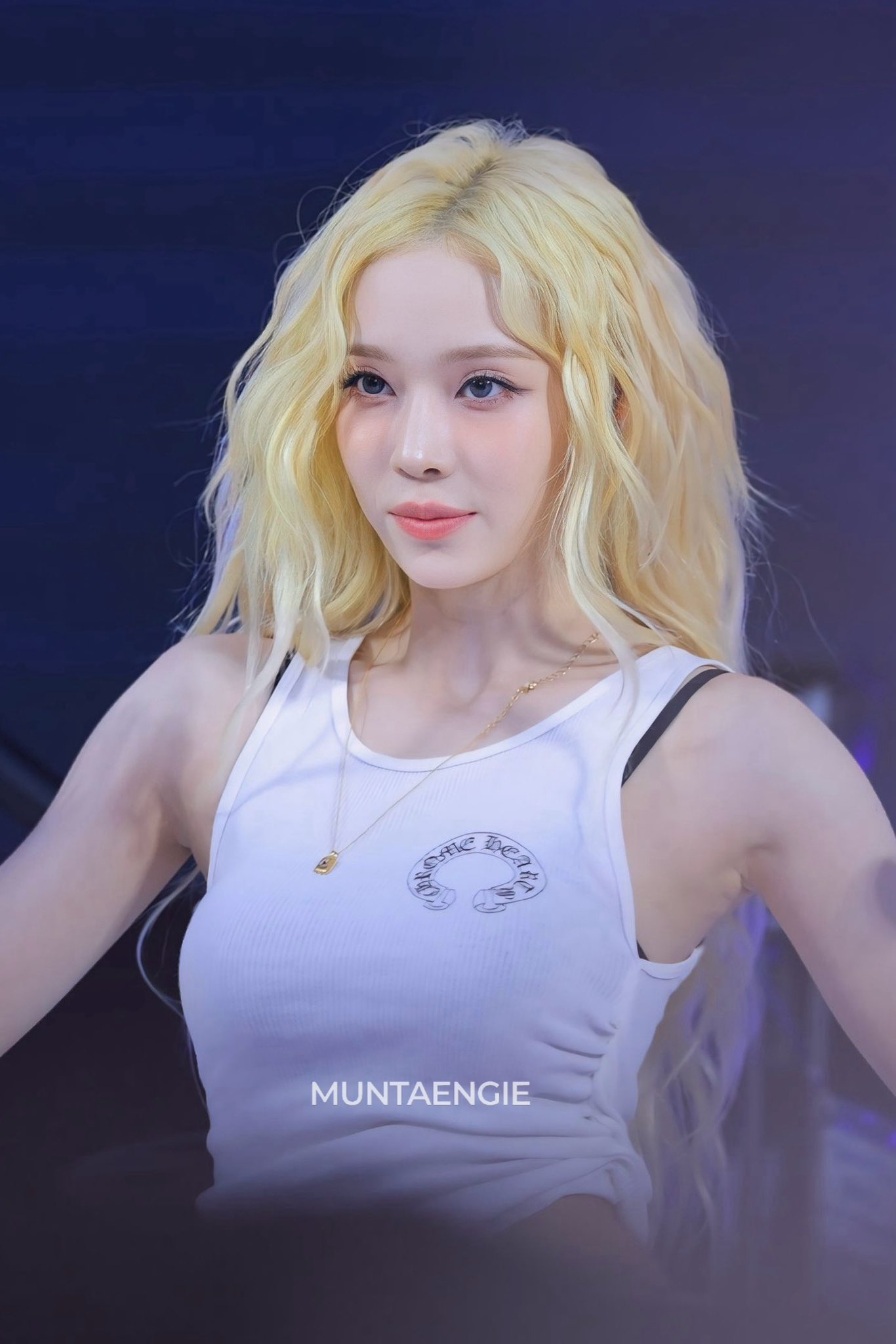 [잡담] 오늘자 아카라카 카리나 윈터 얼굴 | 인스티즈