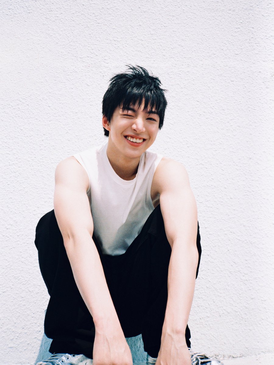 [잡담] 올해 본 남돌 컨포중에 가장 좋음 ㄹㅇ | 인스티즈