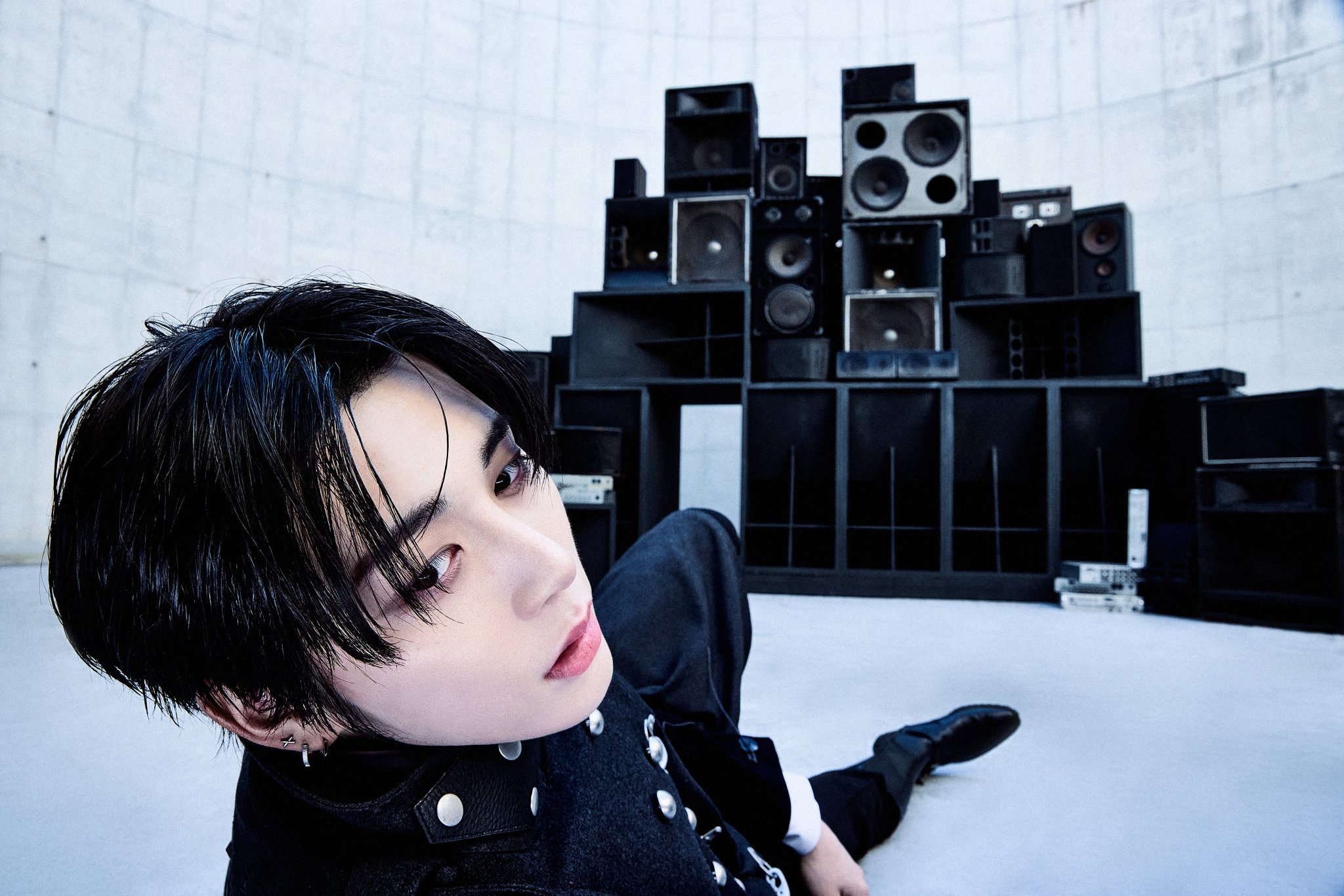 [정보/소식] BOYNEXTDOOR [HOME] Concept Photo : NAVIGATOR ver. 컨셉포토 | 인스티즈
