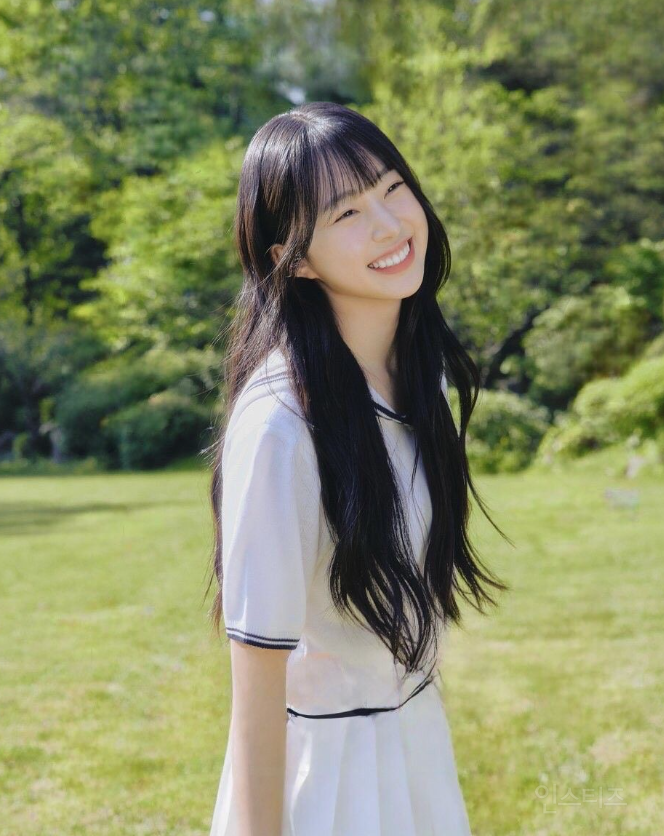 이번에 데뷔하는 여돌 곡이 13개 ㄷㄷㄷㄷㄷ | 인스티즈
