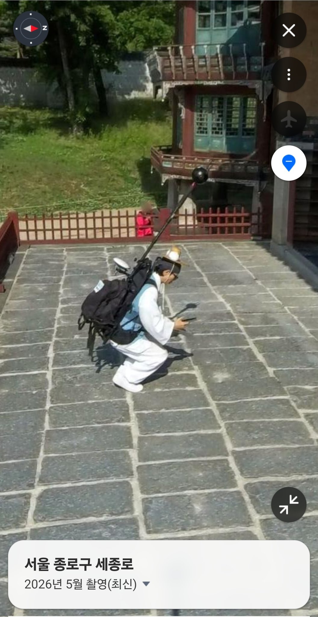 [잡담] 네이버 지도에서 유재석으로 추정되는 인물 찾음 | 인스티즈