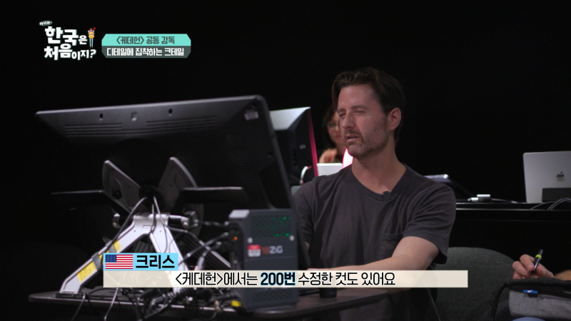 케데헌 감독이 오스카 트로피를 가지고 다니는 법 | 인스티즈