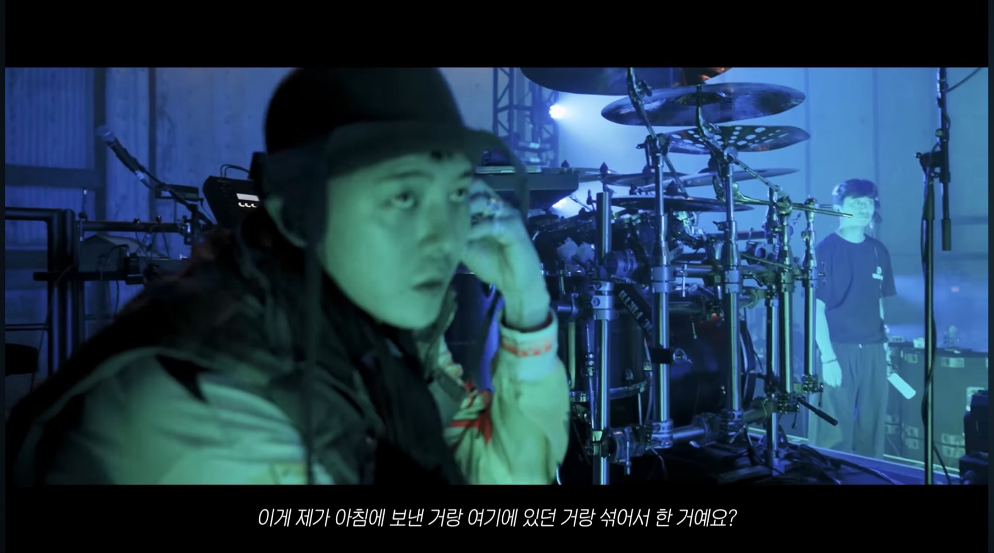 [잡담] 지디 무대 디렉 보는거 감탄만 나옴 | 인스티즈