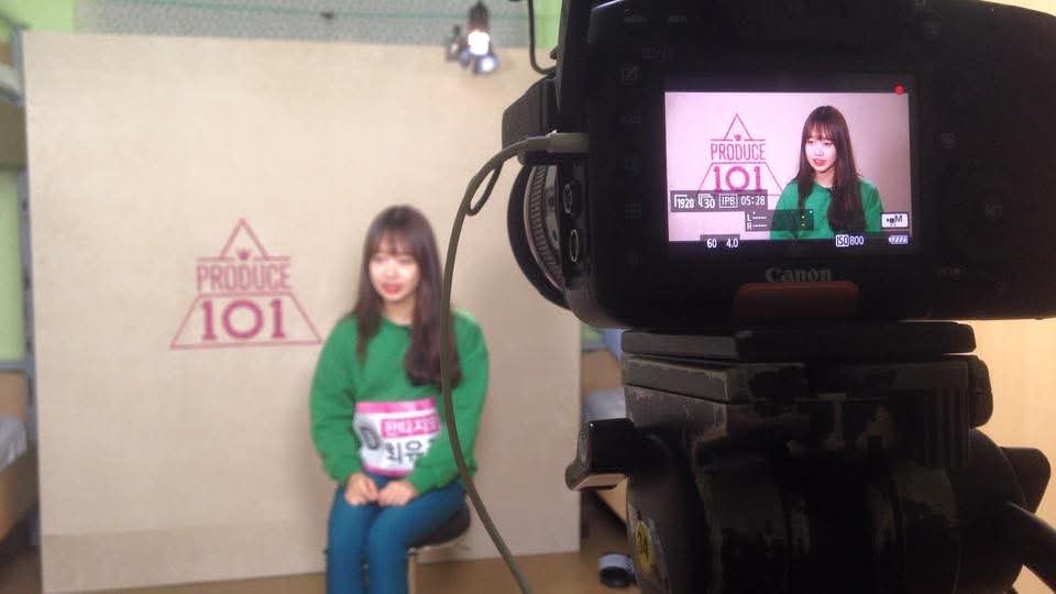 [잡담] 아이오아이 유정이가 엠카 하러 갔는데 PD분이 와서 사진 보여줫는데 | 인스티즈
